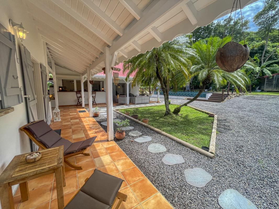 48. Location villa piscine proche plage Deshaies Guadeloupe_Chambre 3